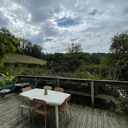 Maison Champetre Avec Piscine Naturelle Et Riviere Дом отдыха