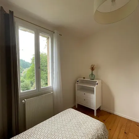 Maison Champetre Avec Piscine Naturelle Et Riviere Дом отдыха